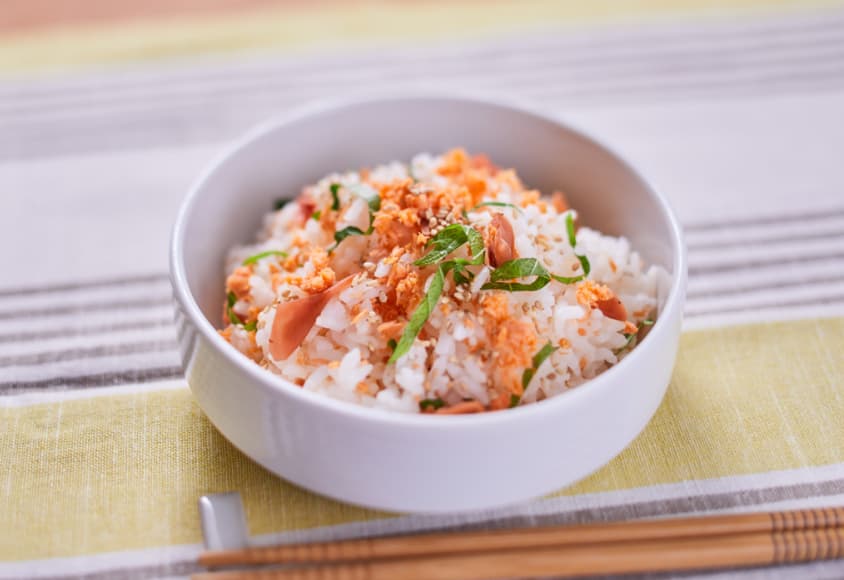 鮭と梅のさっぱり混ぜご飯