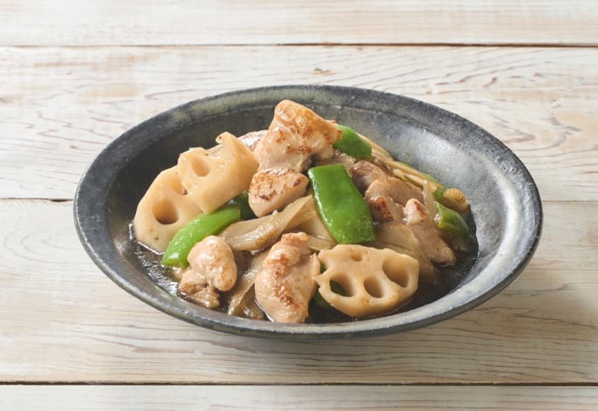 鶏肉とれんこんのうま煮 by オイシックス