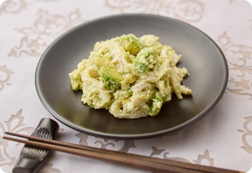 サラダチキンとアボカドのサラダ